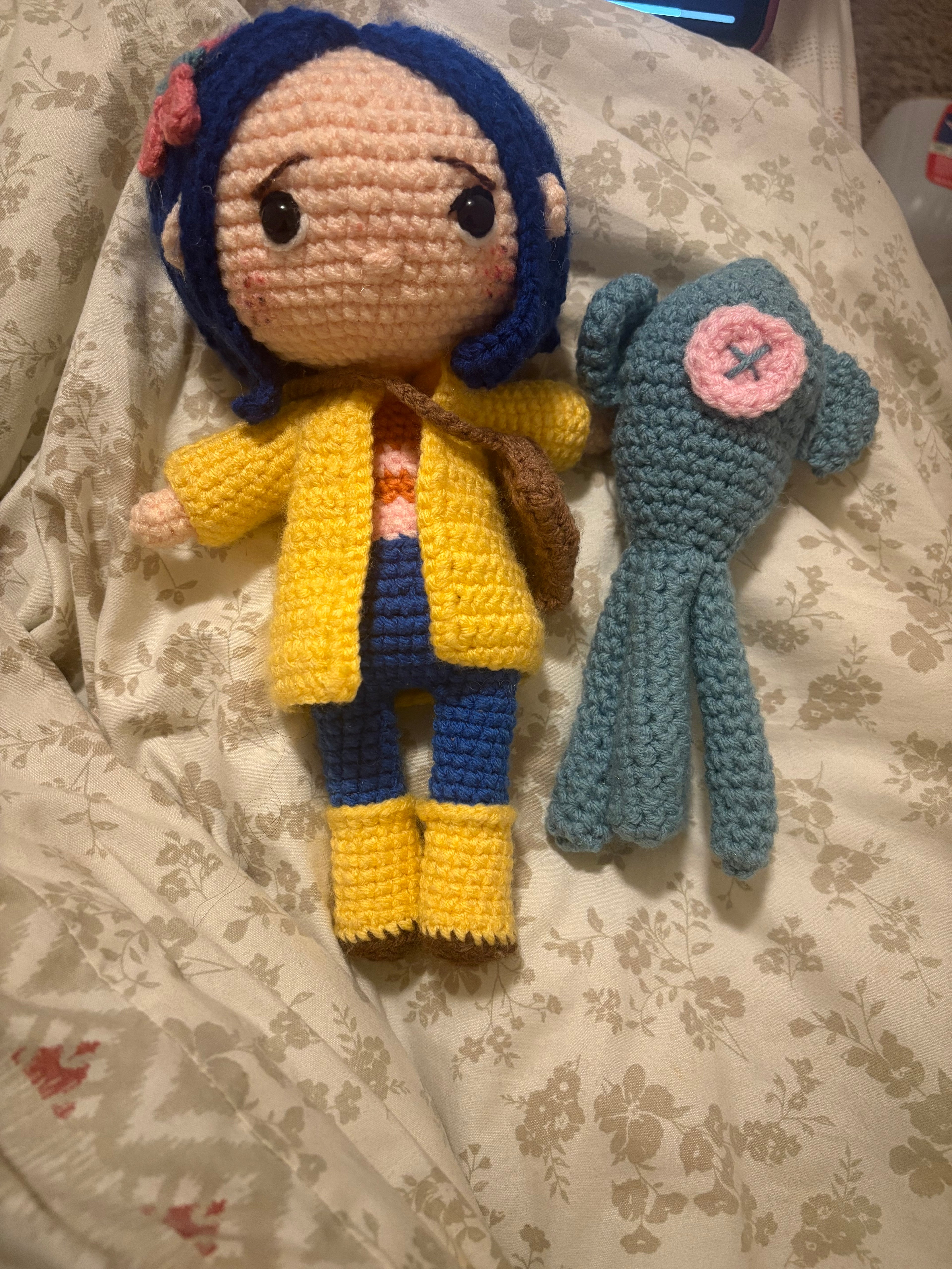 Coraline + Squid doll